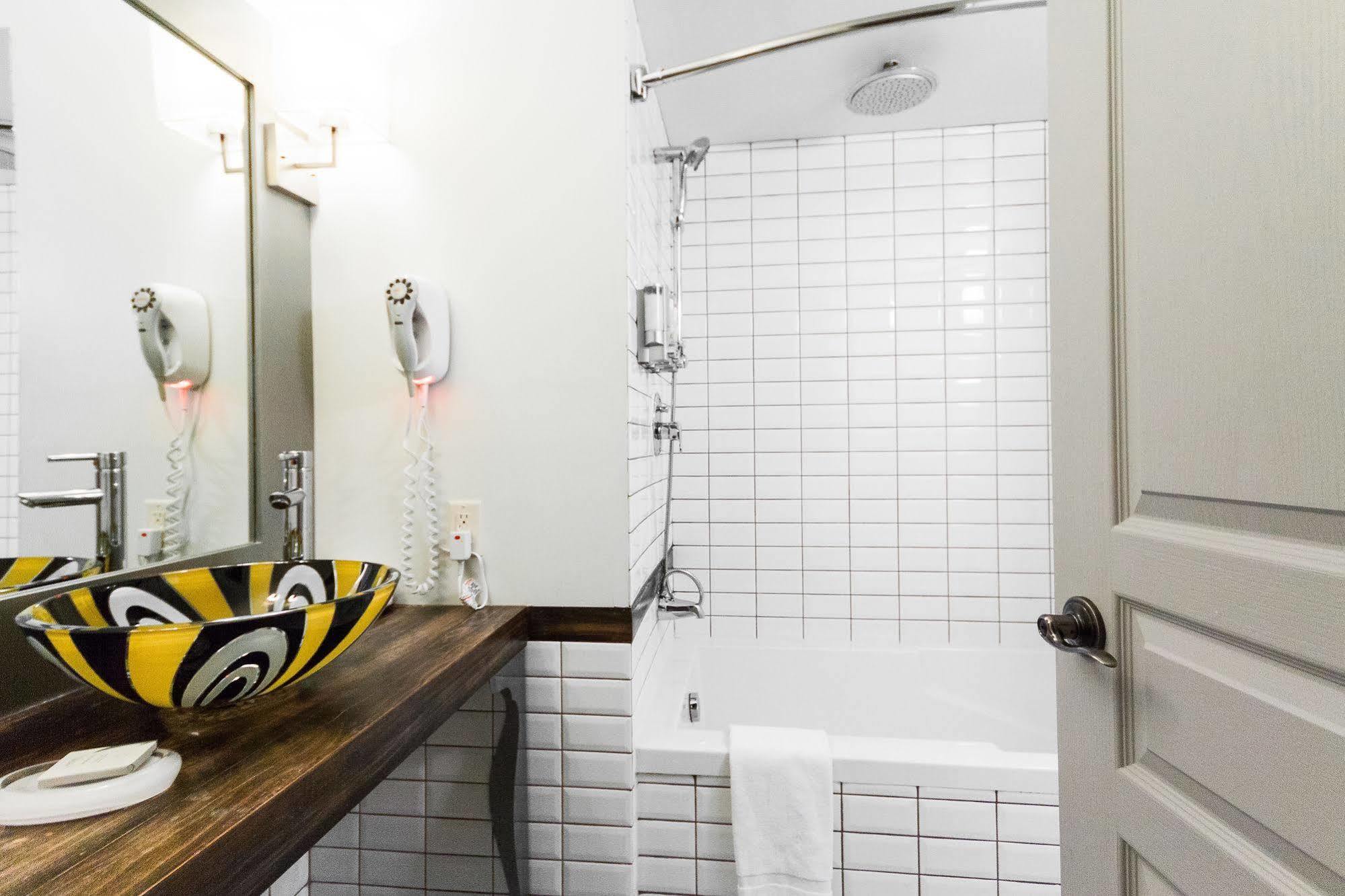 Place D'armes Inn 4*